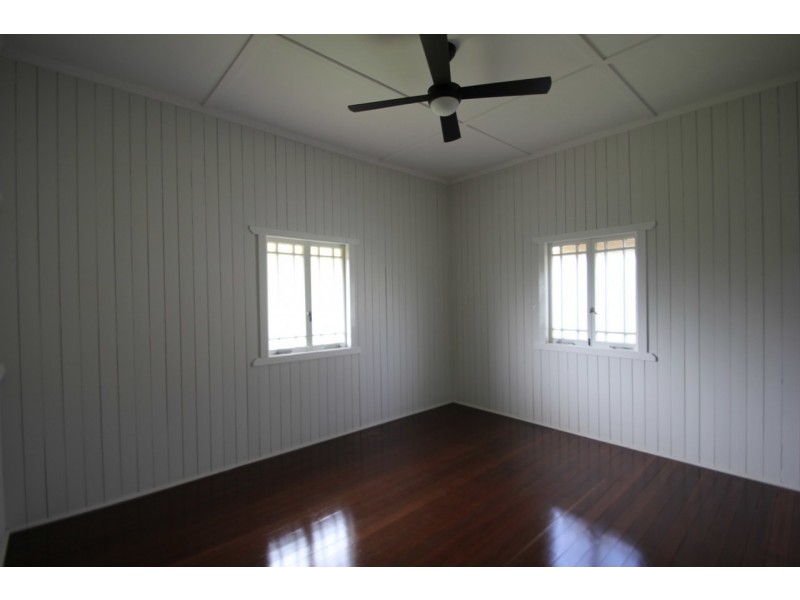 15 Arlington Street, Coorparoo QLD 4151