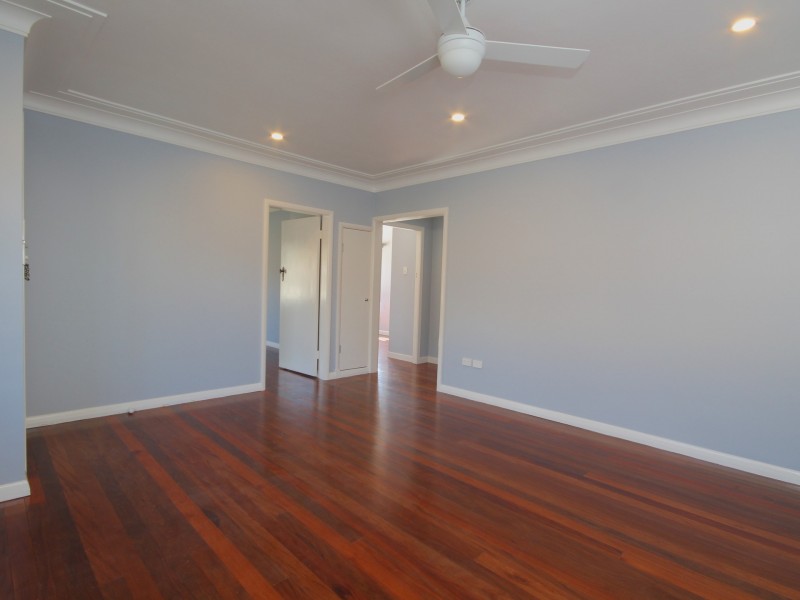 45 Rochdale Avenue, Tarragindi QLD 4121