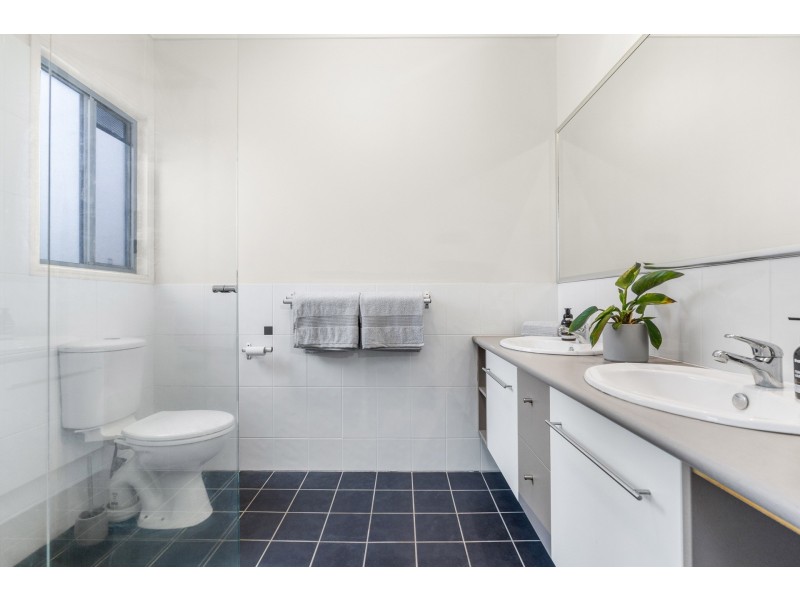 105 Hoff Street, Mount Gravatt East QLD 4122