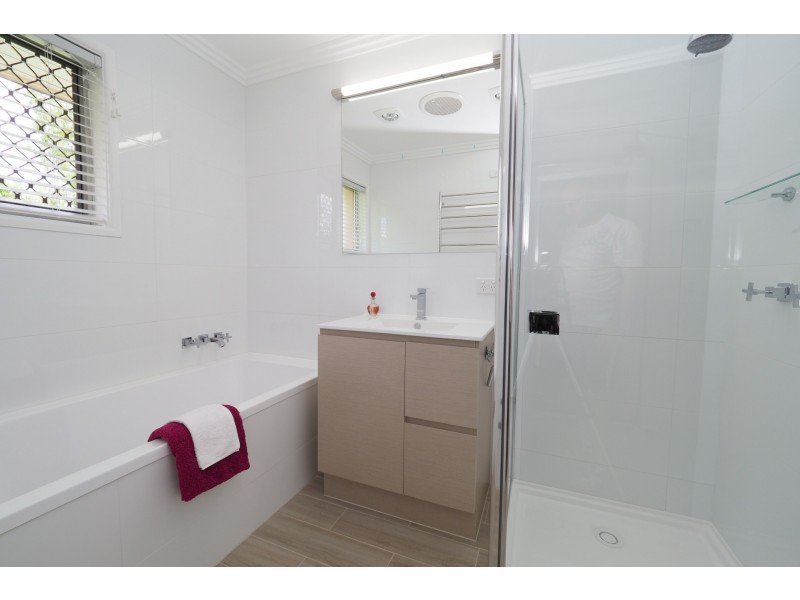 64 Morialta Street, Mansfield QLD 4122