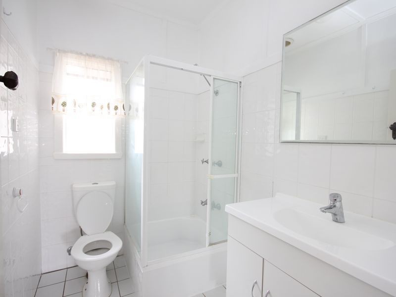 16 Springwood Street, Mount Gravatt East QLD 4122