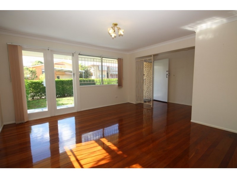 16 Nagle Street, Upper Mount Gravatt QLD 4122