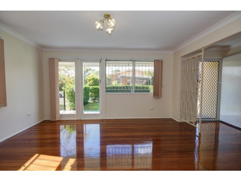 16 Nagle Street, Upper Mount Gravatt QLD 4122