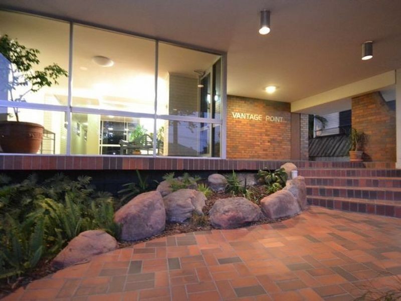 8/19 Ellis Street, Kangaroo Point QLD 4169