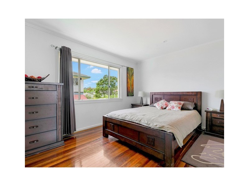 10 Arura Street, Mansfield QLD 4122