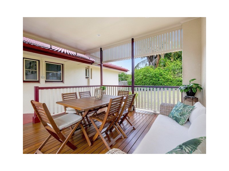 10 Arura Street, Mansfield QLD 4122