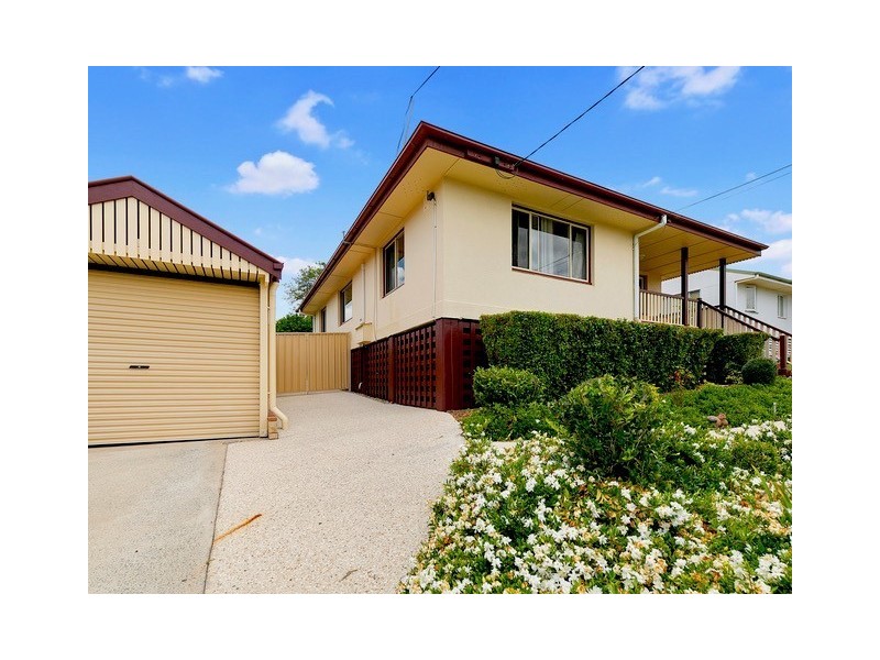 10 Arura Street, Mansfield QLD 4122