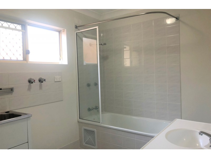 4/31 Victor Street, Holland Park QLD 4121