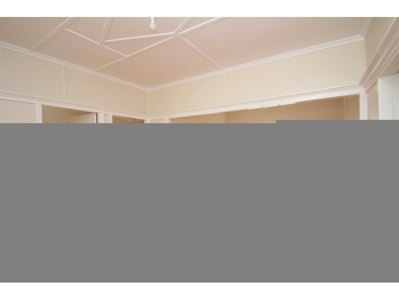 34 Hipwood Street, Norman Park QLD 4170