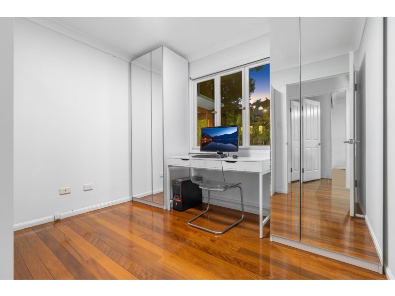 80 Gatton Street, Mount Gravatt East QLD 4122