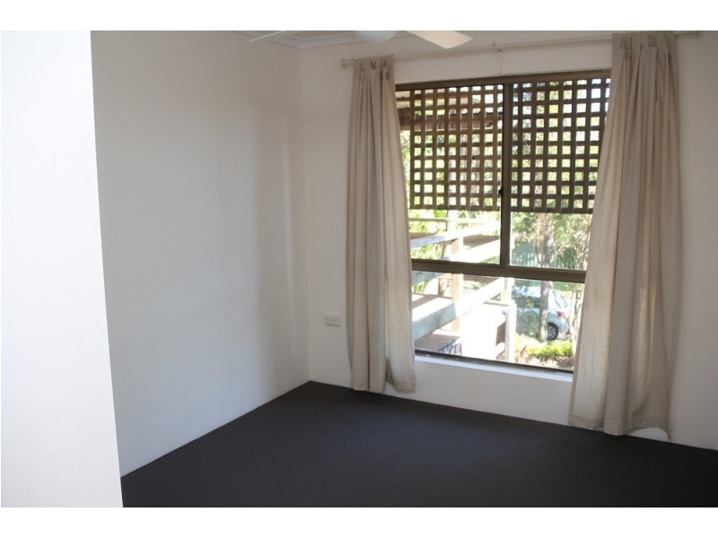 80 Pareena Crescent, Mansfield QLD 4122