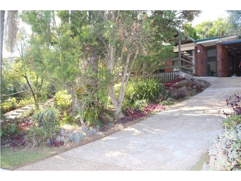 80 Pareena Crescent, Mansfield QLD 4122