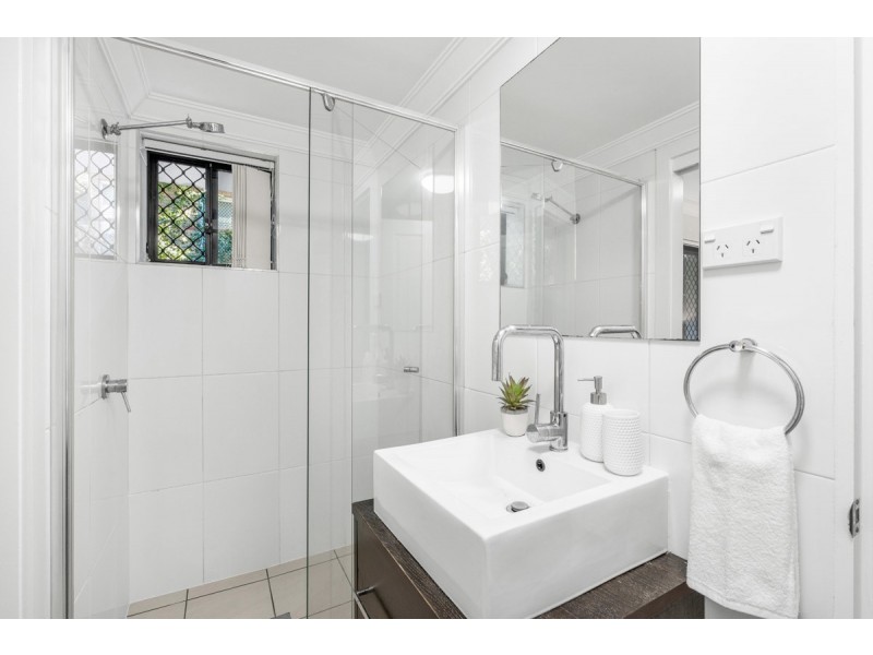 2/204 Wellington Road, East Brisbane QLD 4169