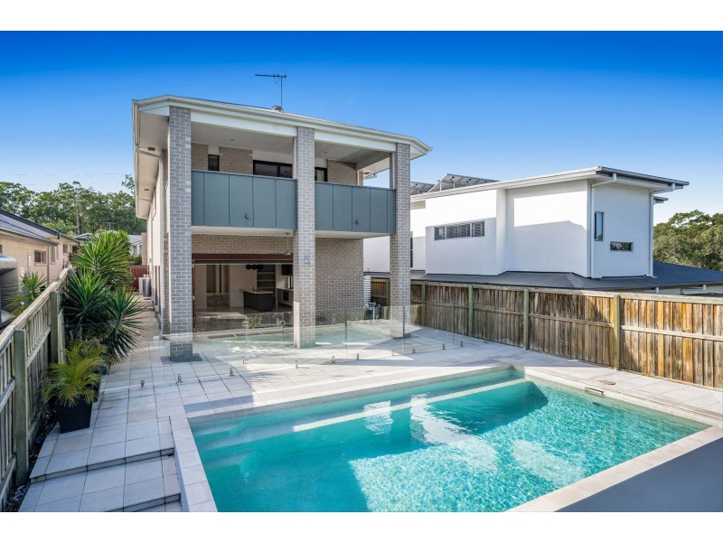 92 Oak Place, Mackenzie QLD 4156