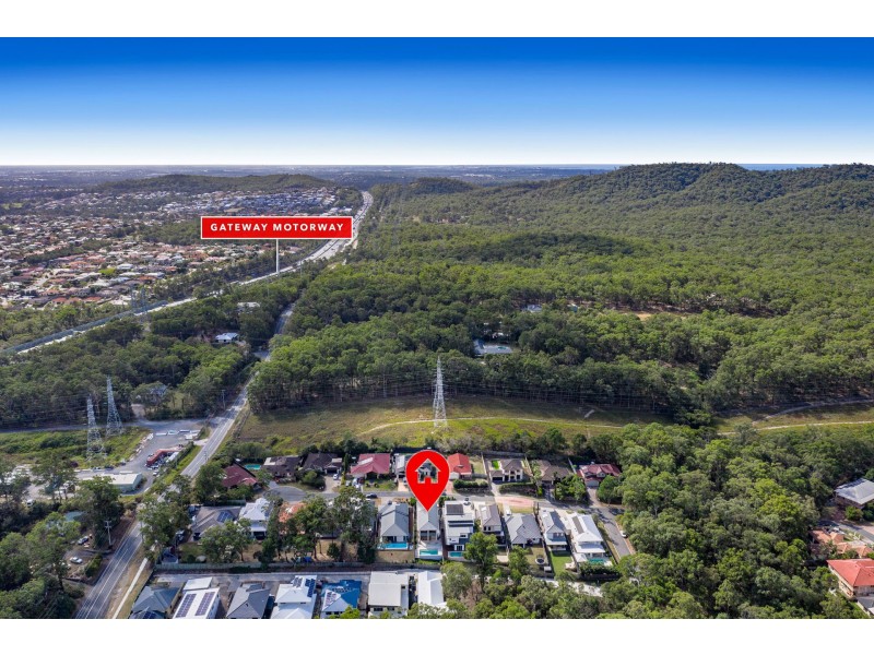 92 Oak Place, Mackenzie QLD 4156