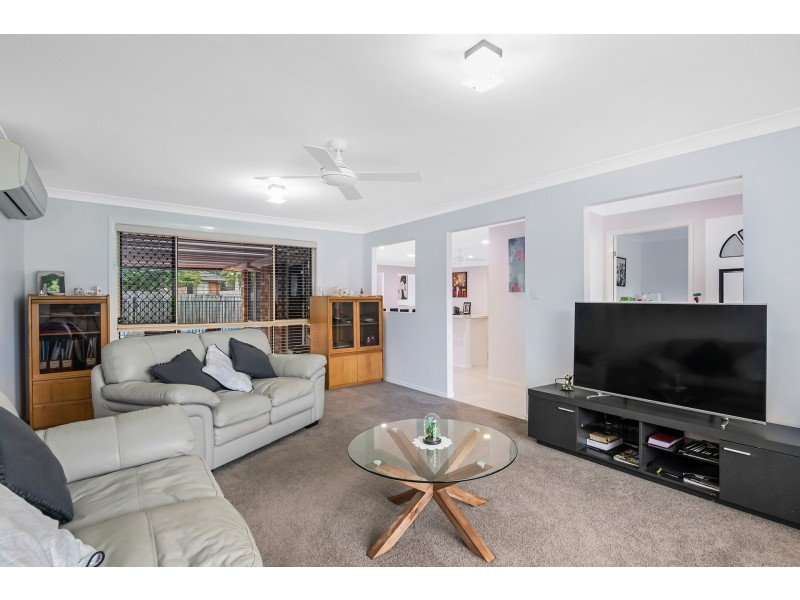 34 Fairmont Crescent, Underwood QLD 4119