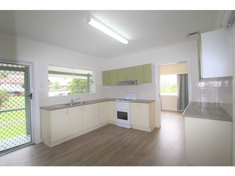 11 Lutzow Street, Tarragindi QLD 4121