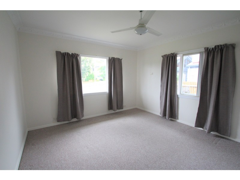 11 Lutzow Street, Tarragindi QLD 4121