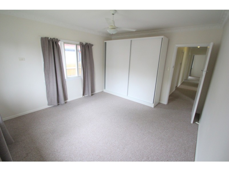 11 Lutzow Street, Tarragindi QLD 4121