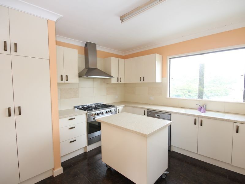 38 Grunert Street, Holland Park QLD 4121