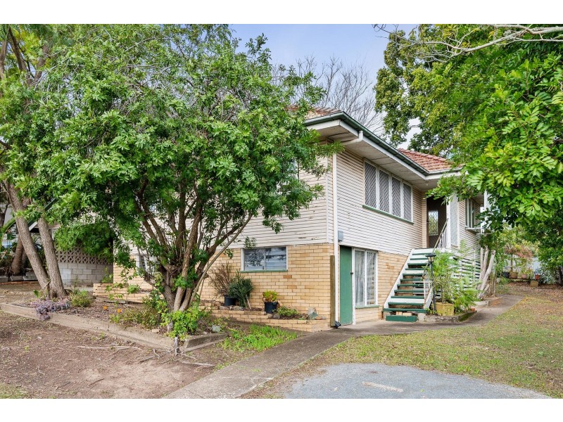 7 Mulsanne Street, Holland Park West QLD 4121