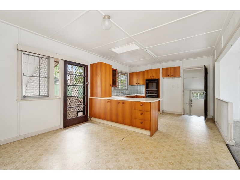 7 Mulsanne Street, Holland Park West QLD 4121