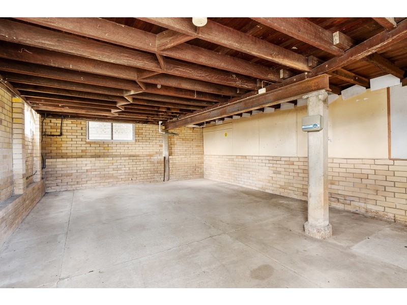 7 Mulsanne Street, Holland Park West QLD 4121