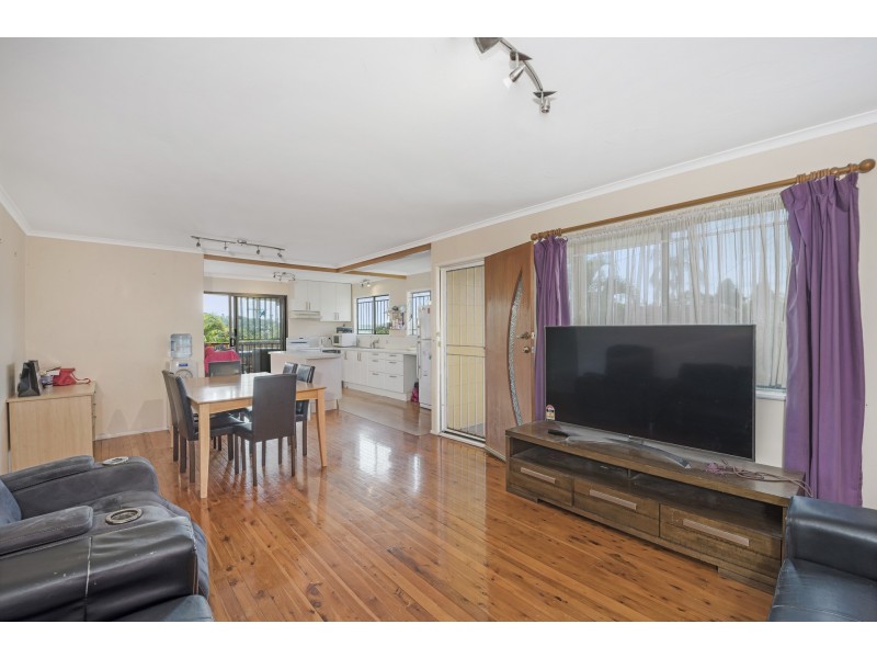 2 Damalis Street, Woodridge QLD 4114