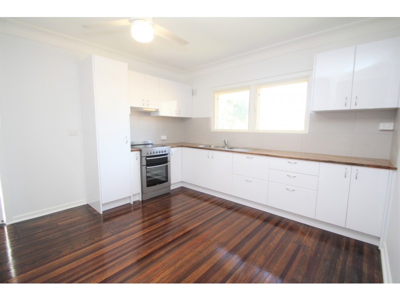 1 Enfield Street, Mount Gravatt East QLD 4122