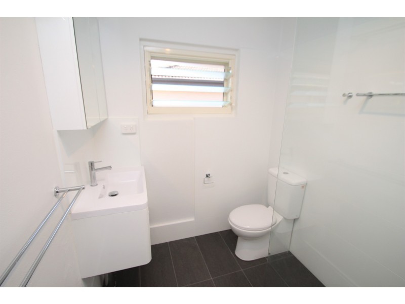 1 Enfield Street, Mount Gravatt East QLD 4122