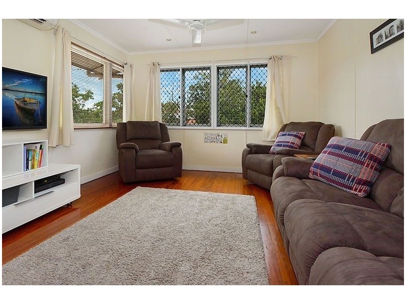 33 Dowrie Street, Upper Mount Gravatt QLD 4122