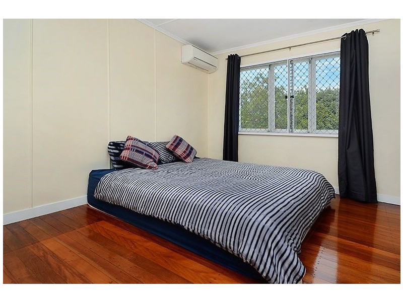 33 Dowrie Street, Upper Mount Gravatt QLD 4122