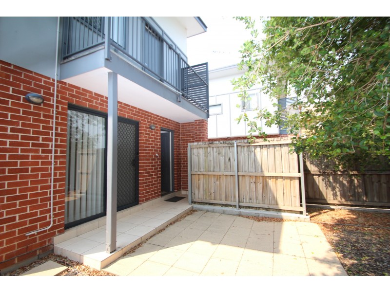 8/74 Creek Road, Mount Gravatt East QLD 4122