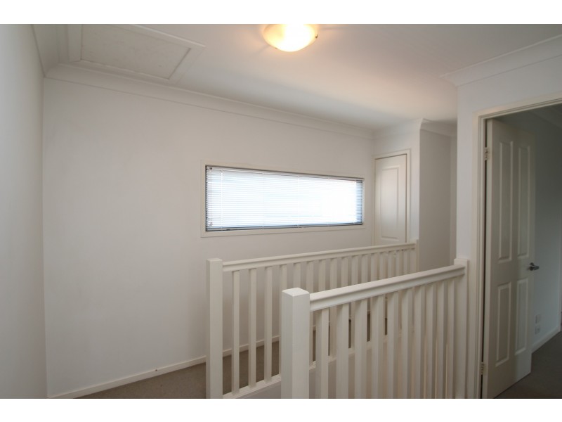 8/74 Creek Road, Mount Gravatt East QLD 4122