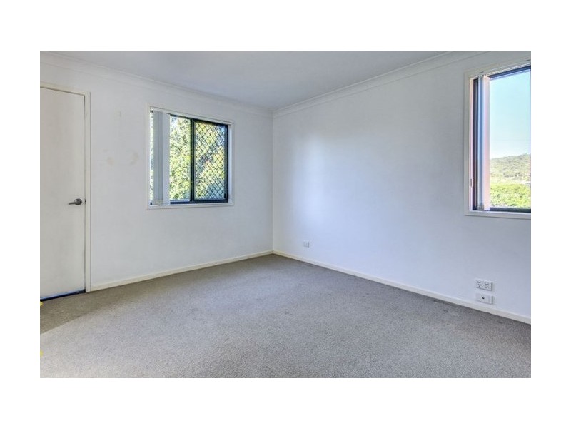 8/74 Creek Road, Mount Gravatt East QLD 4122