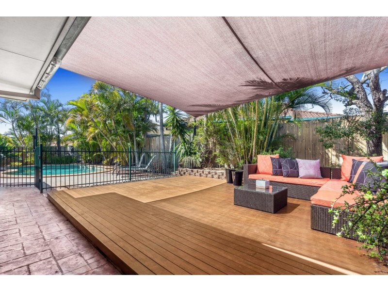 14 Weranga Place, Parkinson QLD 4115