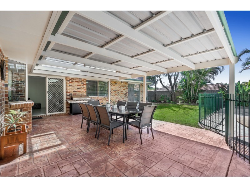 14 Weranga Place, Parkinson QLD 4115