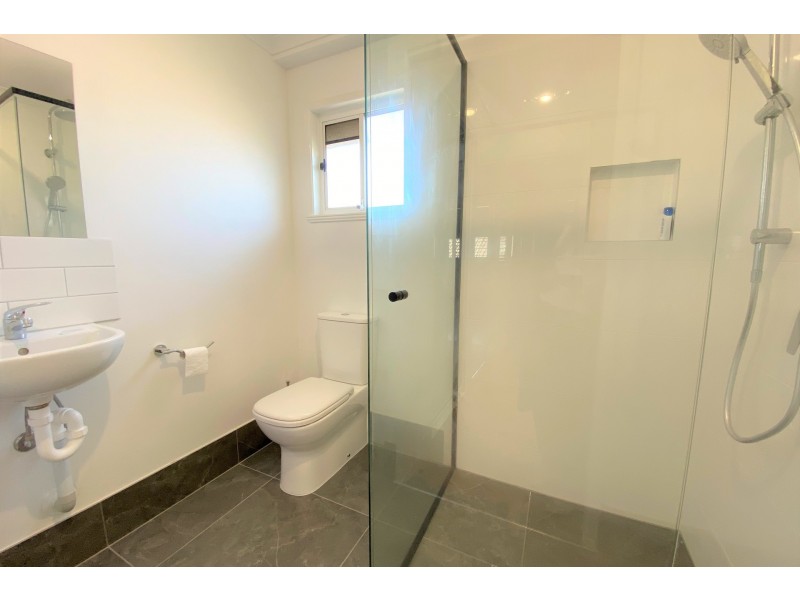 43 Broadwater Road, Mount Gravatt East QLD 4122