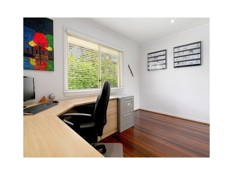 10 Arura Street, Mansfield QLD 4122