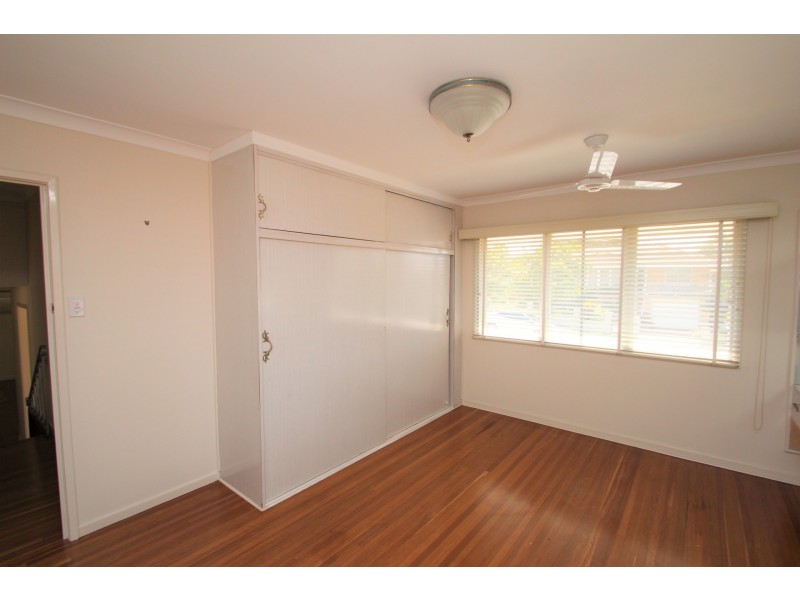 4 Balloch Street, Wishart QLD 4122