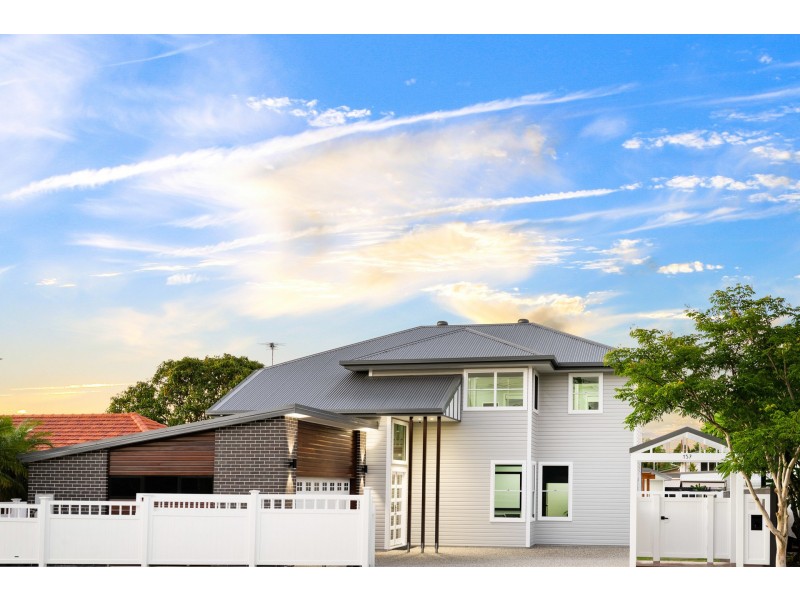 157 Sterculia Avenue, Holland Park West QLD 4121