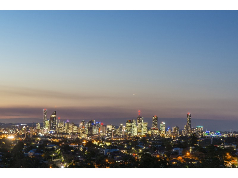 21/902 Logan Road, Holland Park West QLD 4121