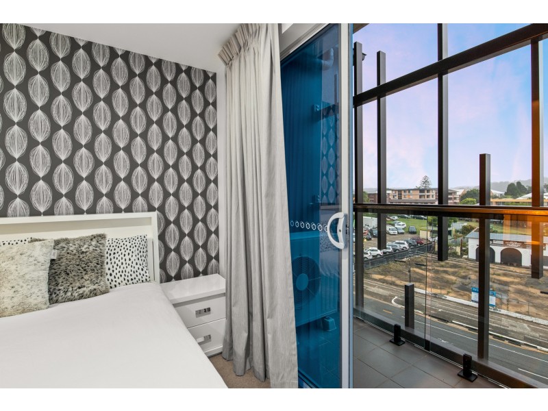 21/902 Logan Road, Holland Park West QLD 4121