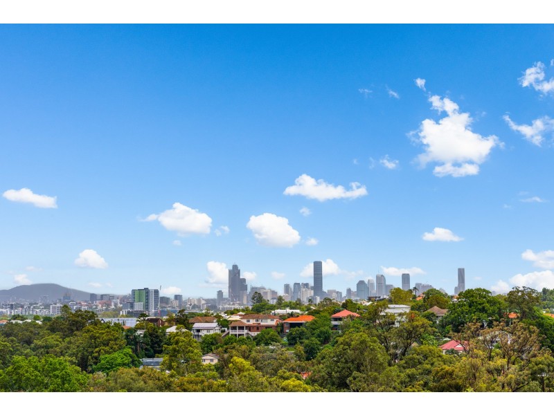 21/902 Logan Road, Holland Park West QLD 4121