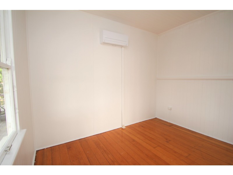 2/26 Hanworth Street, East Brisbane QLD 4169