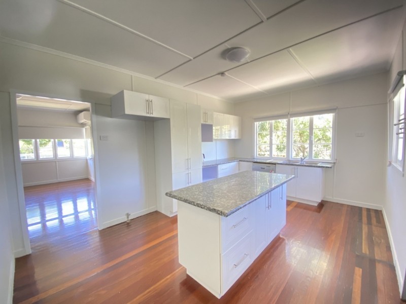 23 Layard Street, Holland Park West QLD 4121