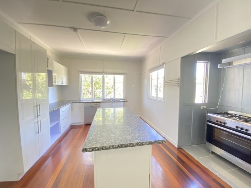 23 Layard Street, Holland Park West QLD 4121