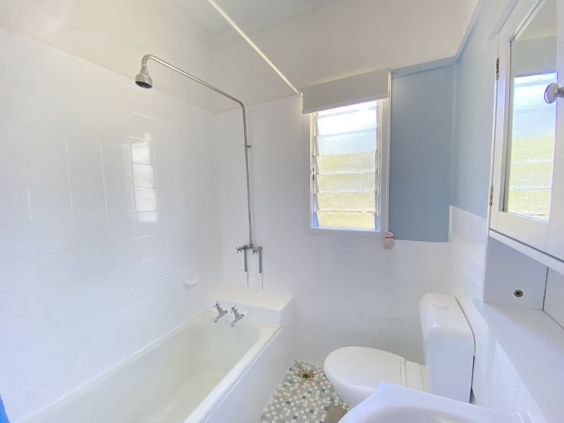 23 Layard Street, Holland Park West QLD 4121