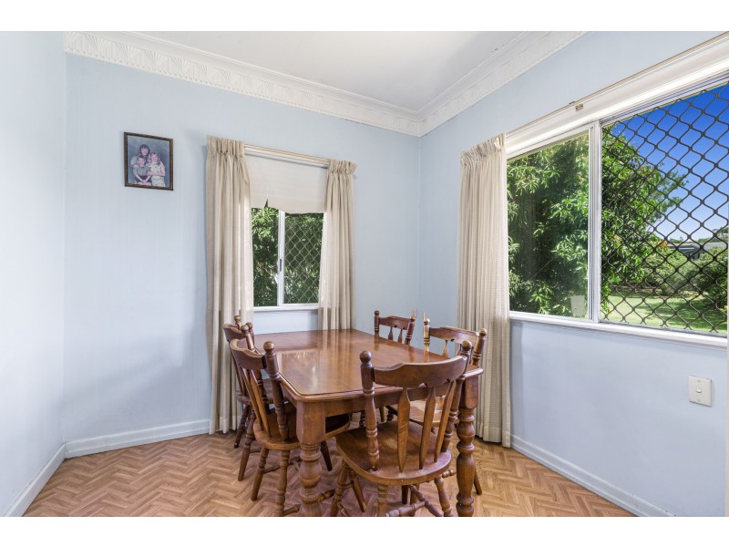 19 Balis Street, Holland Park West QLD 4121