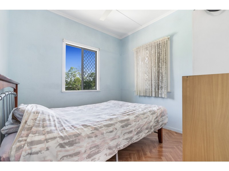 19 Balis Street, Holland Park West QLD 4121
